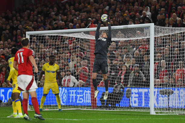 博尼抵达米 博尼抵达米